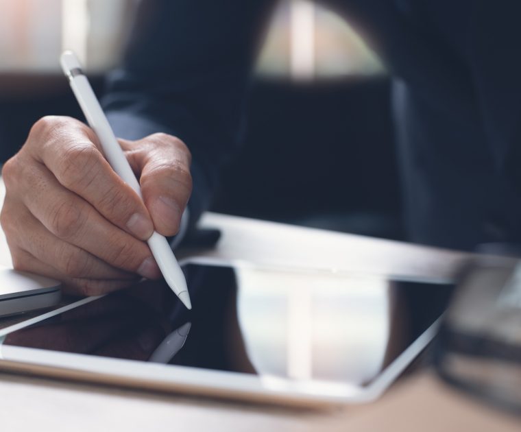 Wat is de bewijskracht van de elektronische handtekening? - Blue Legal